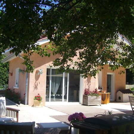 Le Jardin Ombrage Bed & Breakfast Saint-Paul-d'Izeaux Exterior photo
